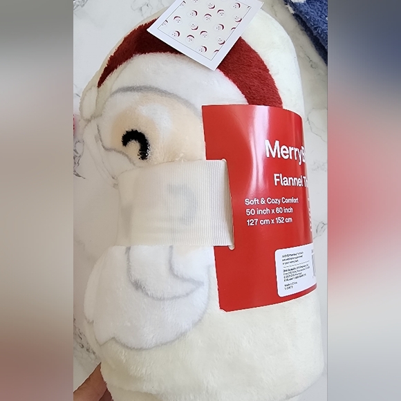 Fuzzy Bundle Collection - Picture 2 of 6